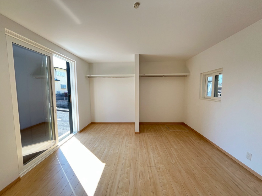 開放×シンプルー家具で彩る暮らしー