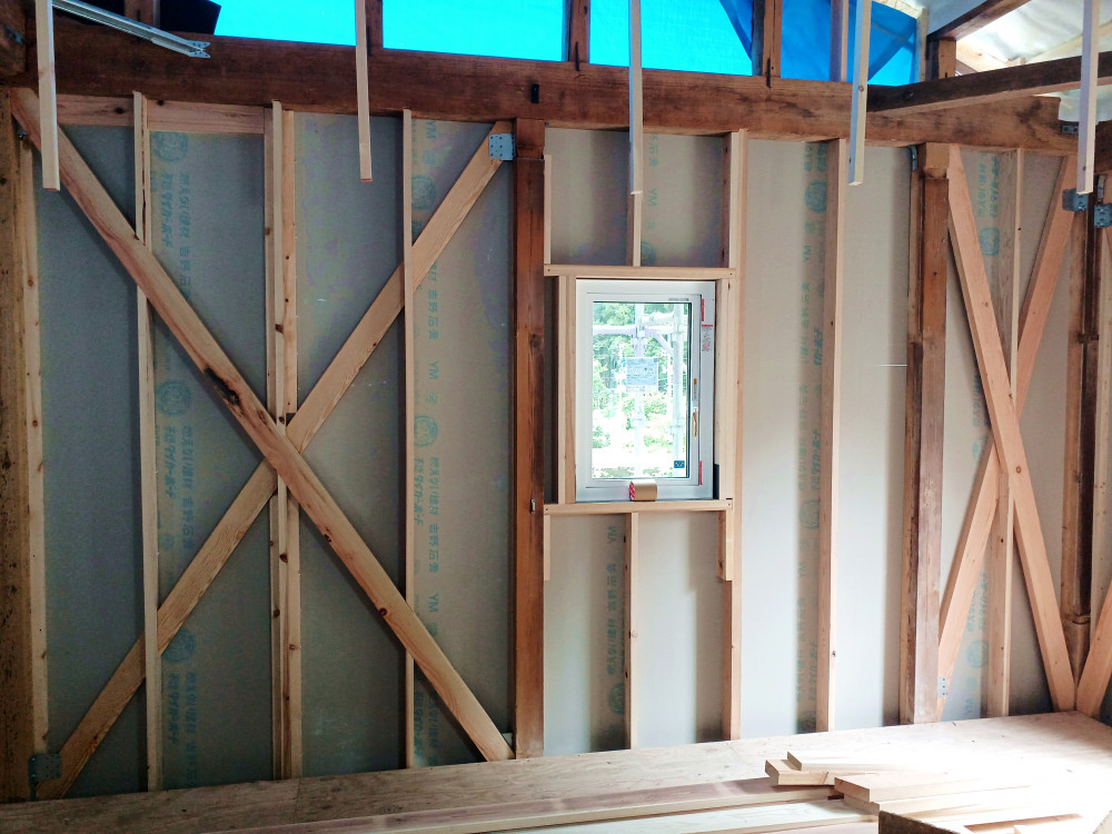 山間に建つ、”ほっ”とできるわが家