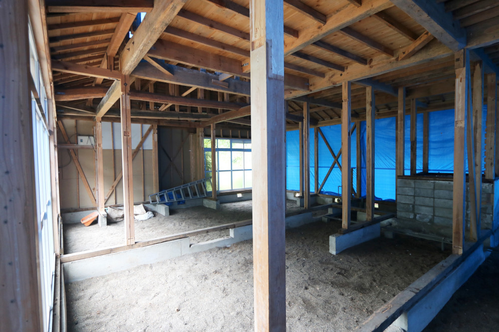 山間に建つ、”ほっ”とできるわが家