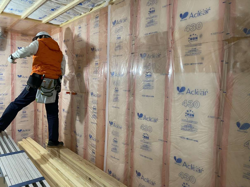 140年前の原型に立ち戻る、二世帯の暮らしを包む民家改修