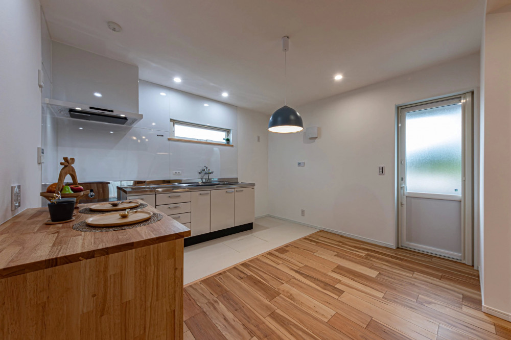 猫と暮らすコンパクト住宅