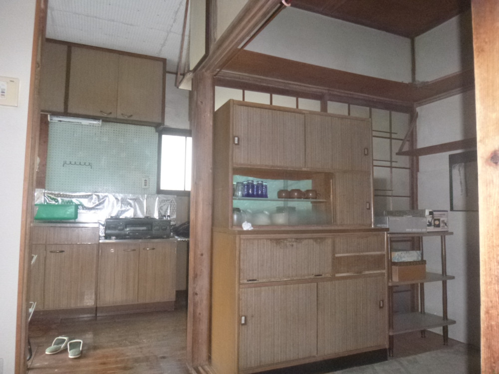 昭和をつなぐ土壁再生の小さな家