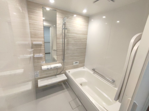 耐震評点0.29からの再生、家族の記憶を継ぐリノベーション