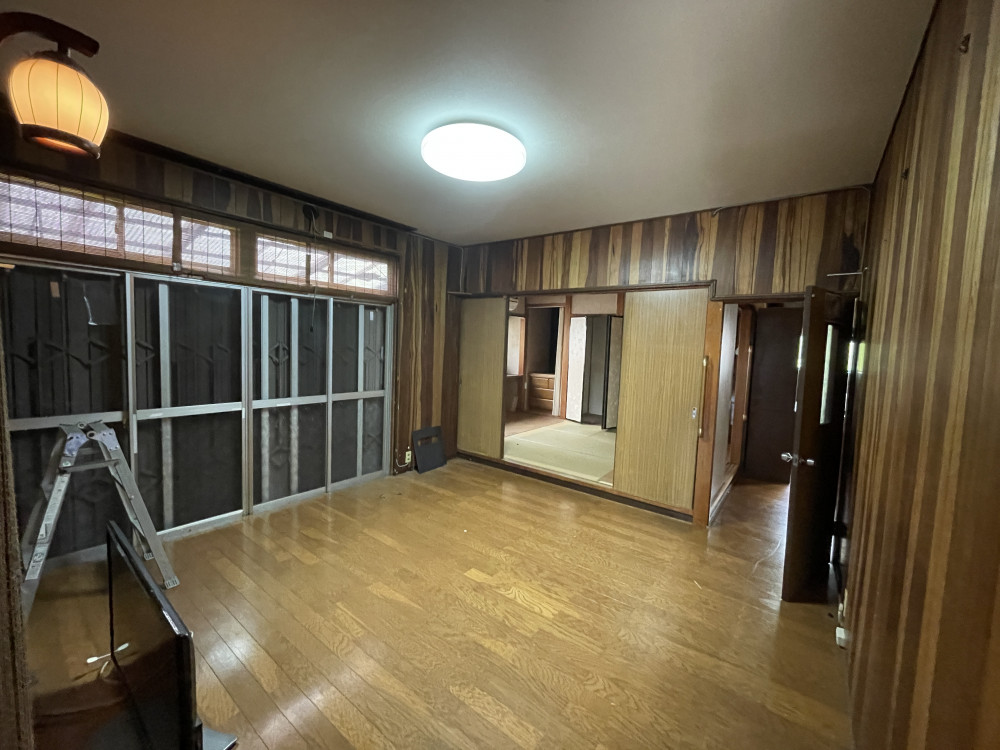 家族の記憶と未来を繋ぐ、家の再生物語