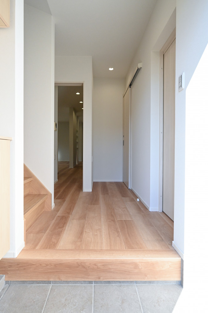 家族の記憶と未来を繋ぐ、家の再生物語