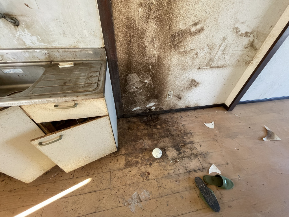 【古い・汚い・狭い】を改善。断熱ニコイチリノベで【新築並み・キレイ・広い】快適賃貸へ