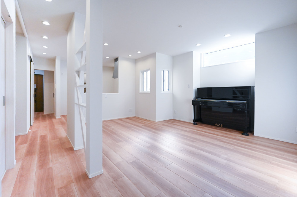 家族の記憶と未来を繋ぐ、家の再生物語