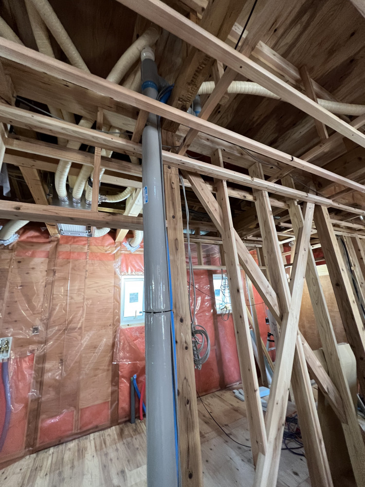 秋田・横森　らせん階段の家