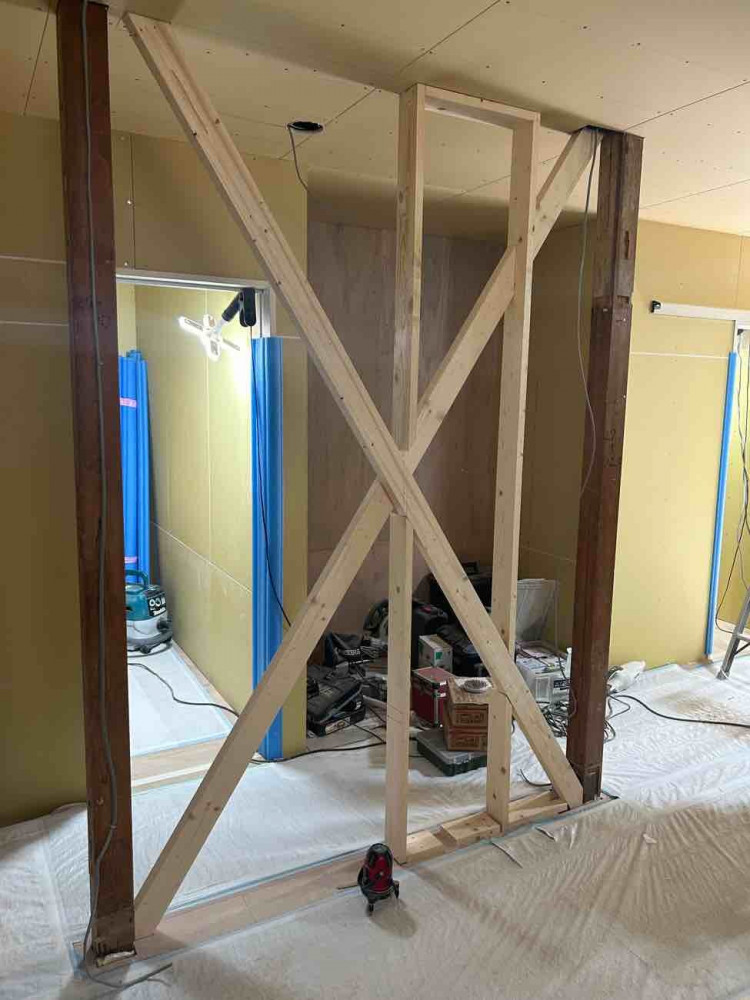 家族の記憶と未来を繋ぐ、家の再生物語