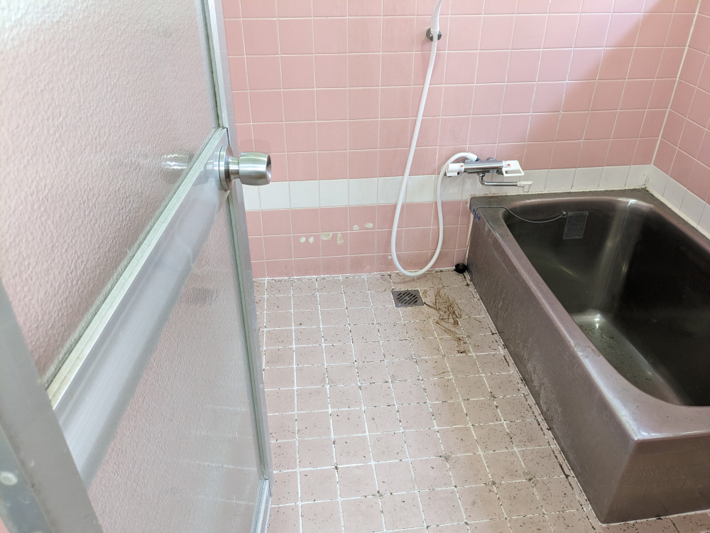 思い出の詰まった場所で、新しい家族との物語を紡ぐ家