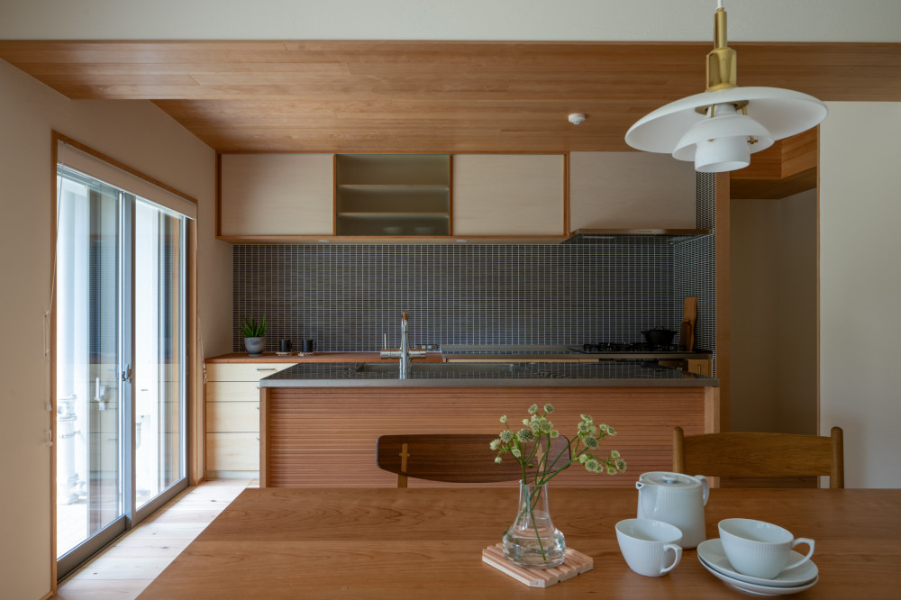 マンション１階で断熱等級７を実現した子育て世代の住まい