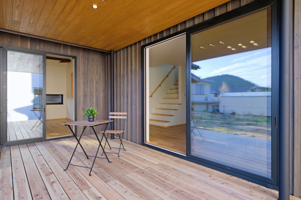 買取再販＋長期優良住宅化リノベーション「葉山の家」