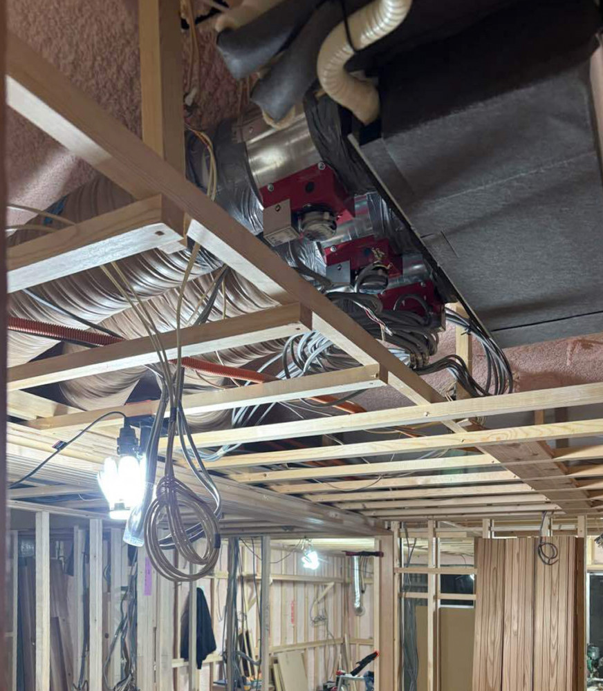 マンション地下1階の過酷な住環境を整えた性能向上リノベ