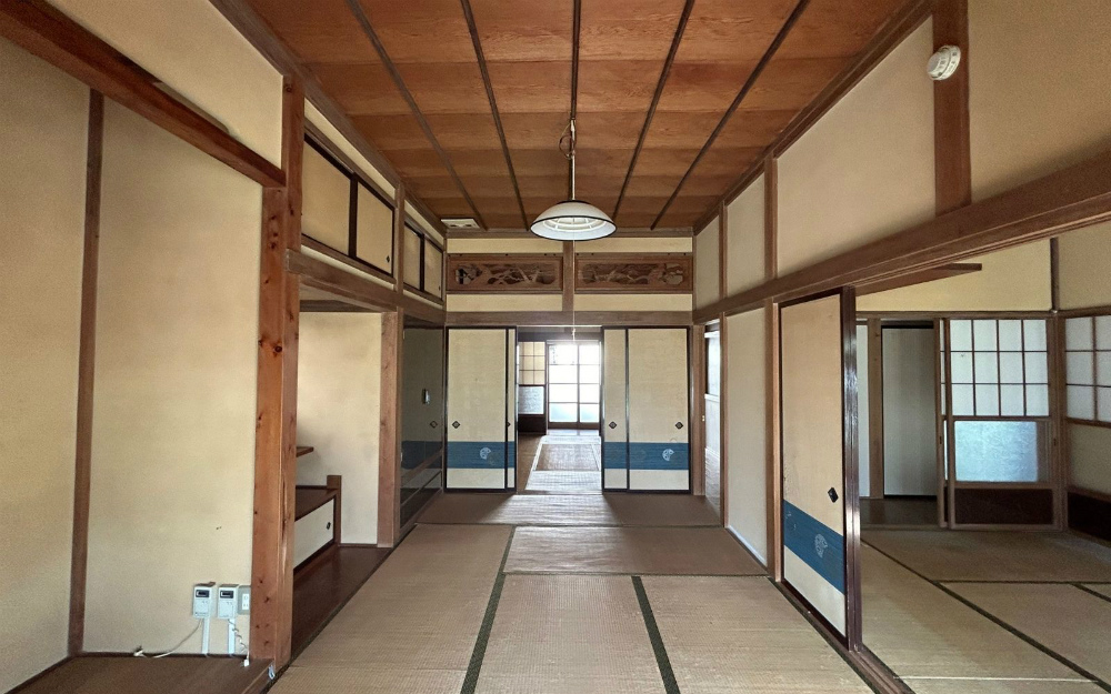 【面影を残して住みやすく】懐かしいのに、新しい。心地よく住み継ぐ家　耐震・減築・断熱リノベ