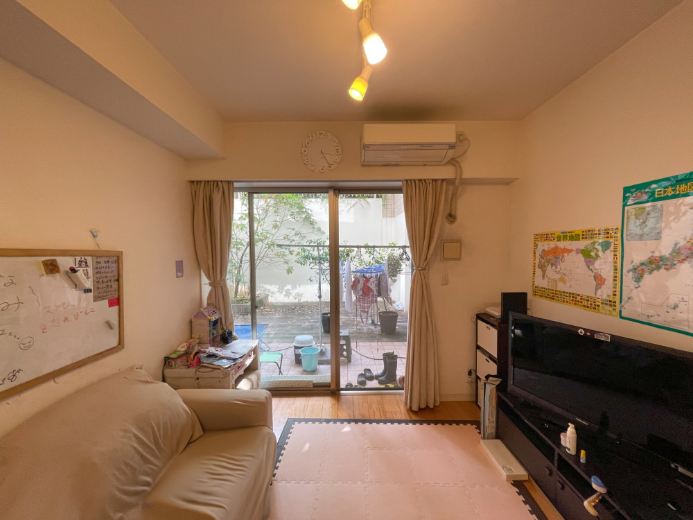 マンション地下1階の過酷な住環境を整えた性能向上リノベ