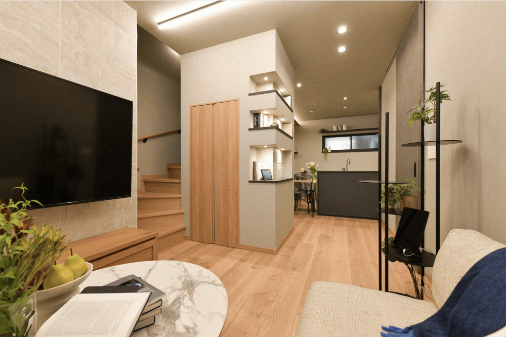 築45年 現代的デザインの省エネ住宅へ変貌