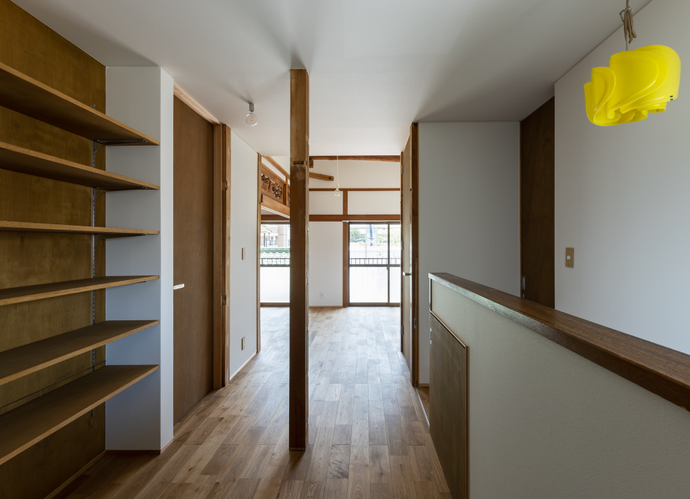 神戸の改修-制作と生活が並列する家-