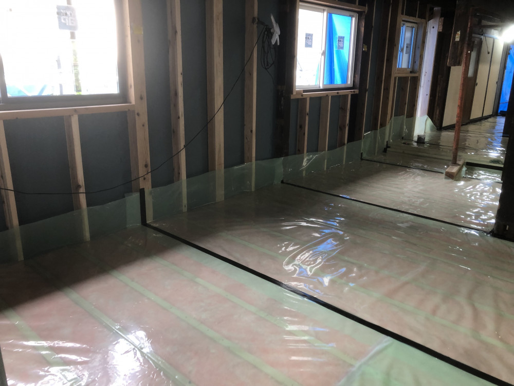 谷地ひな市通り　雛の館の決断