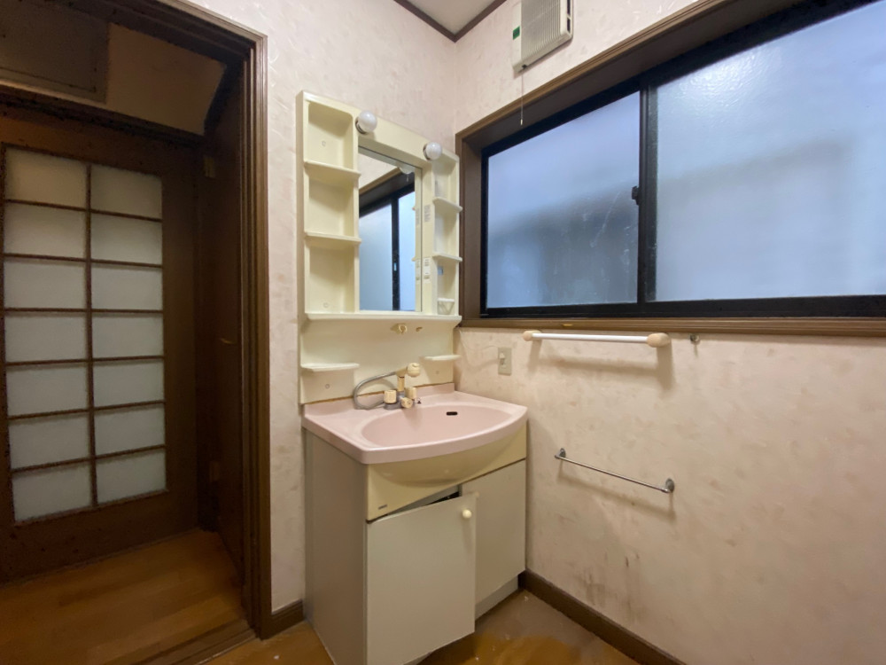 小屋裏からカーポート屋根まで【狭小住宅 空間拡大リノベ】