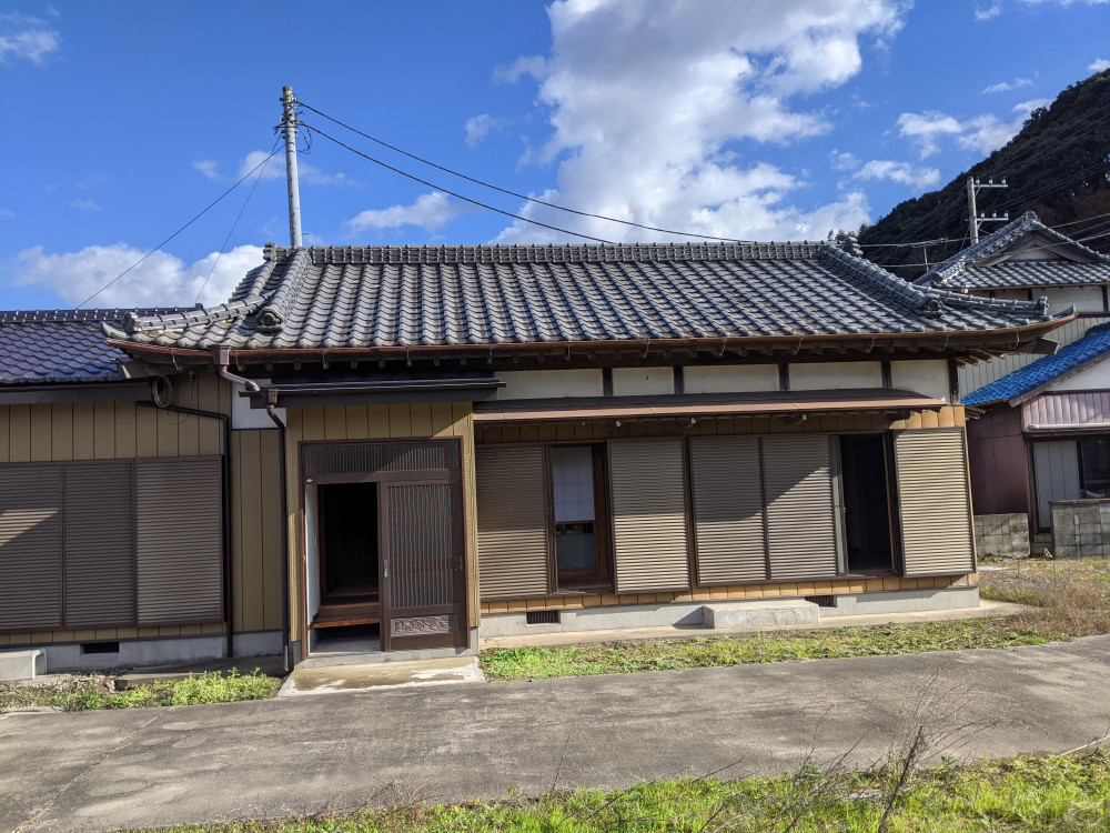 里山で平屋に住まう