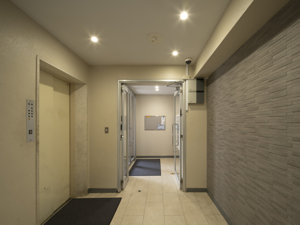 耐震と愛着による建物長寿命化(旧耐震建物の再生モデル)
