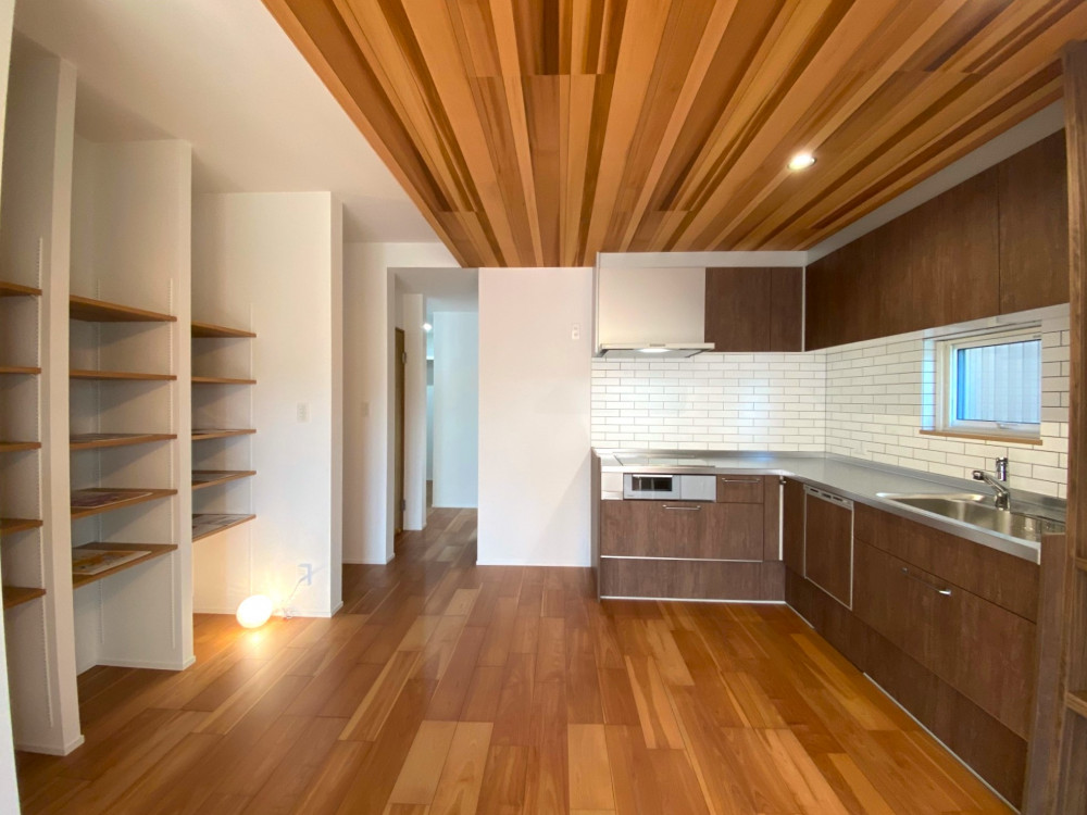 小屋裏からカーポート屋根まで【狭小住宅 空間拡大リノベ】