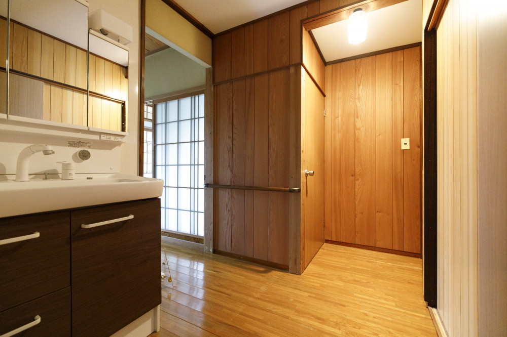 土地と建物の価値を生かす　再 生 の 家