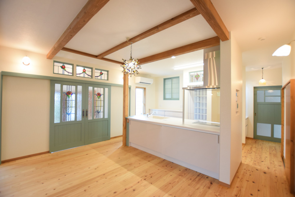 外国人が故郷を懐かしむ風の家