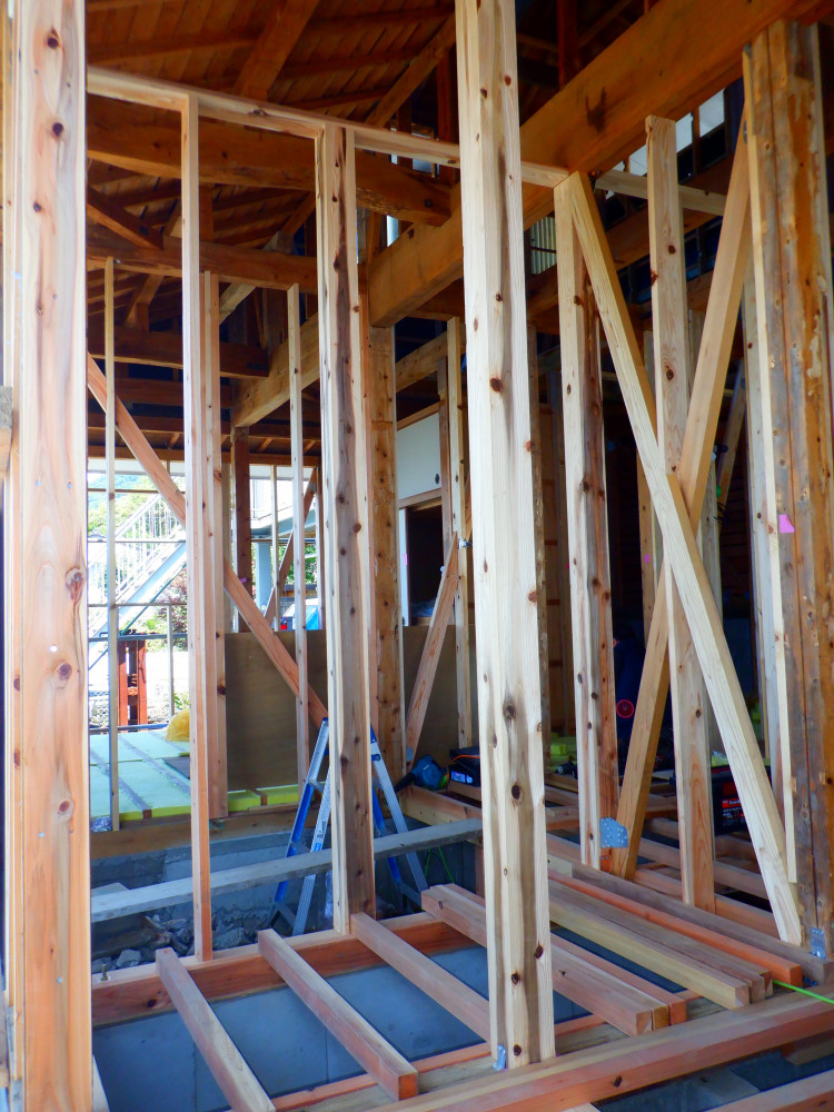 隠れた梁を表舞台へ