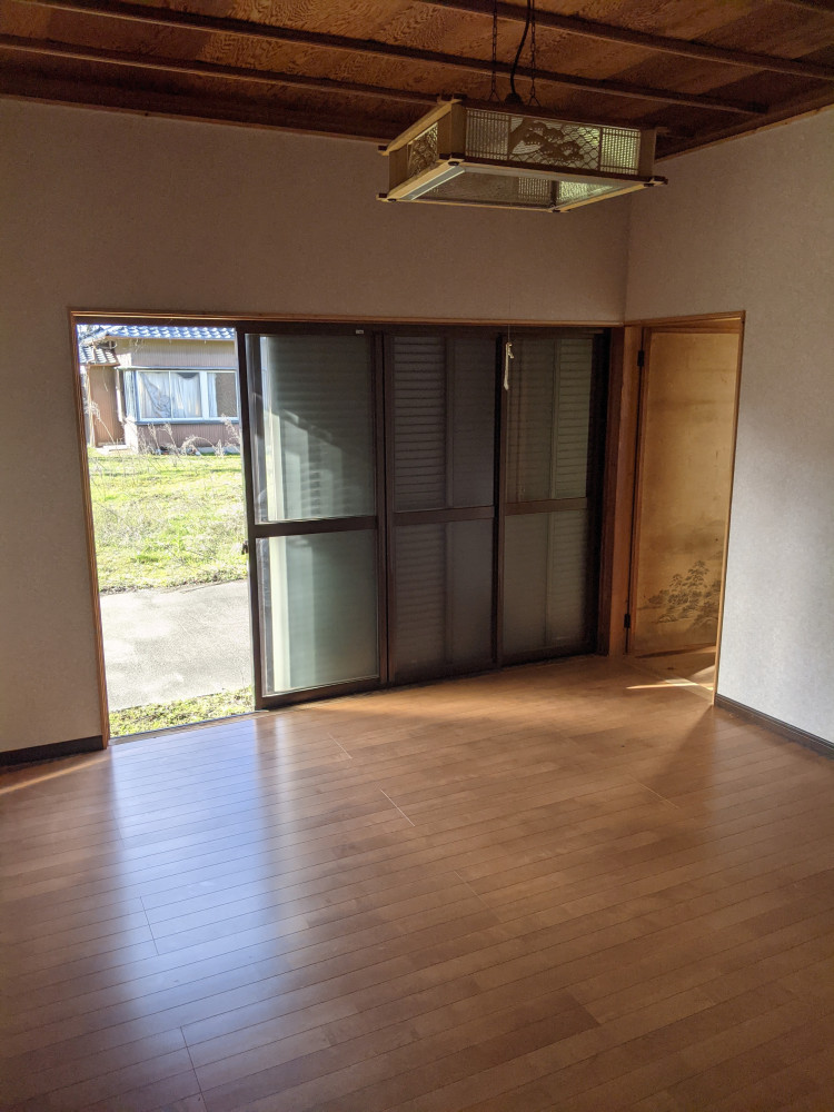 里山で平屋に住まう