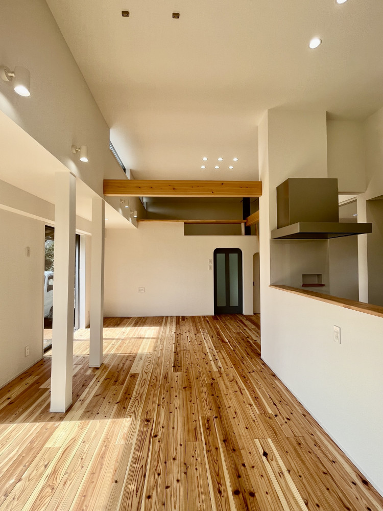 棚田に建つ古民家