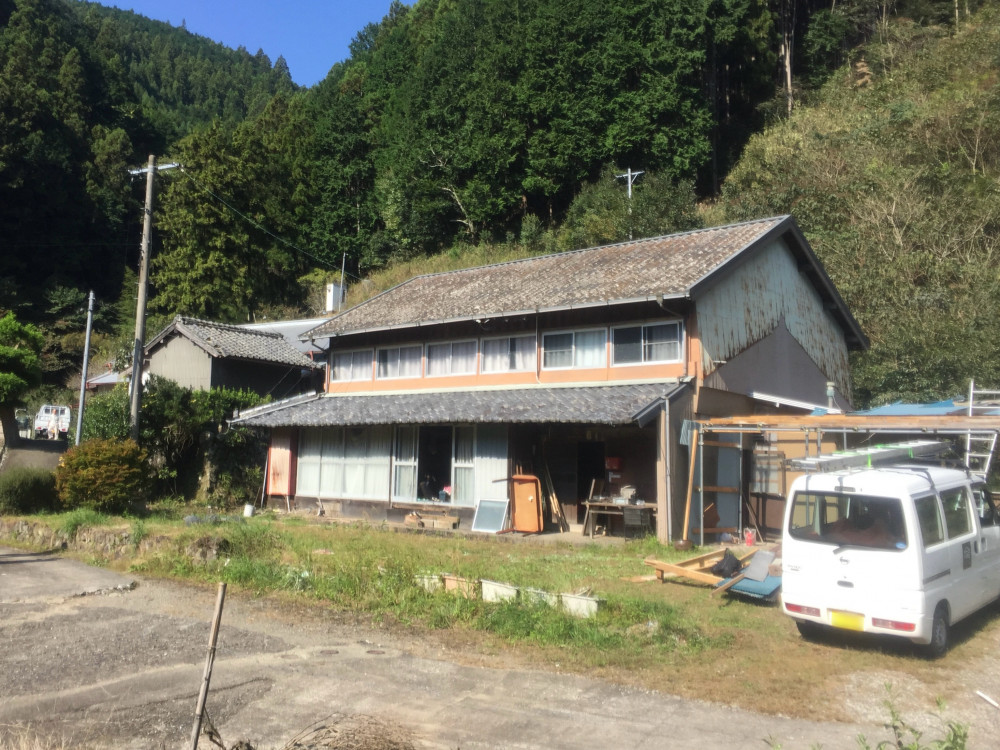 森の中の古民家性能向上リノベーション