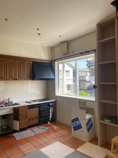 「ヒュッゲ」な暮らしはダイニングから―家族7人が幸せに暮らす魔法のリノベ―