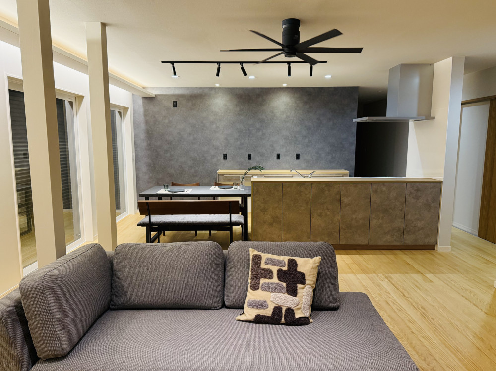 空き家を未来基準へ― 晴れやかに暮らす平屋