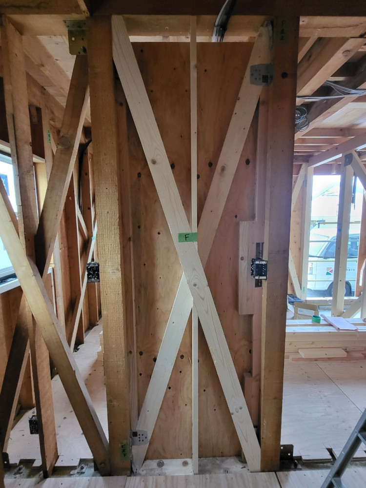 一つ屋根の下で暮らす                                            ＜3世帯が家族になっていく同居リノベーション＞