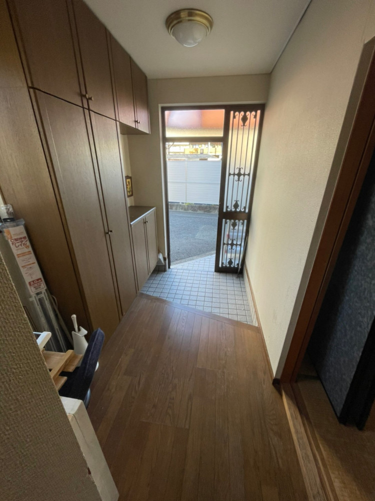 一つ屋根の下で暮らす                                            ＜3世帯が家族になっていく同居リノベーション＞