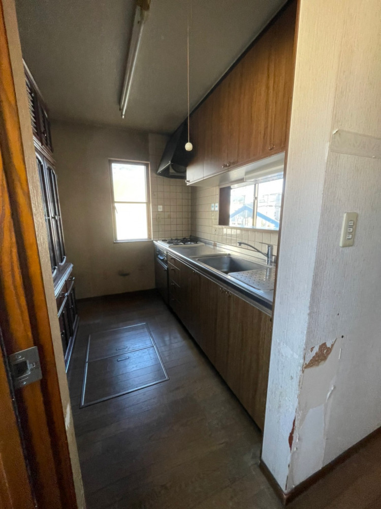一つ屋根の下で暮らす                                            ＜3世帯が家族になっていく同居リノベーション＞