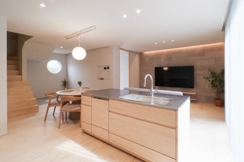 かみくぼ住宅が環境配慮（ZEH）と地域課題（空き家問題）解決を実現する　ZEH リノベーションモデルハウス　