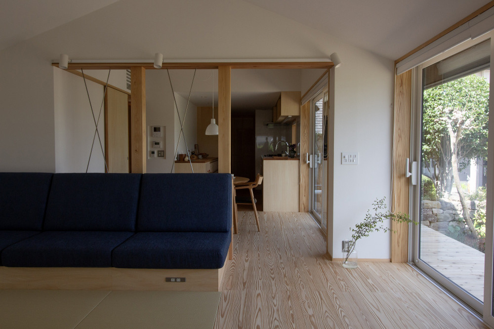 世代を繋ぐ畳リビングのある家