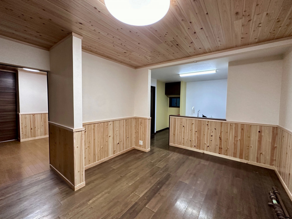 築50年でも安心安全快適に/耐震・断熱＋桧の癒しリノベーション