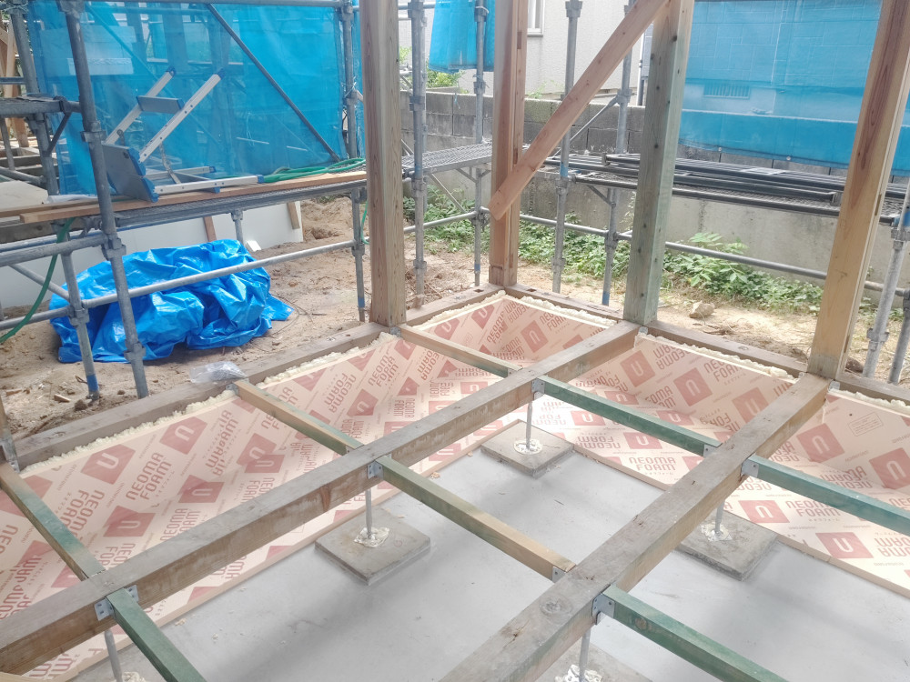 建材流通店が地域工務店４３社とともに挑む！　性能向上リノベの道　 築３９年の家をリノベーションモデルハウスに