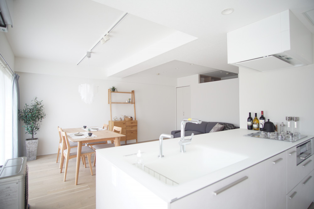 住宅高騰のその先へ。北海道の築古ストックを“新築以上”にリノベーション。