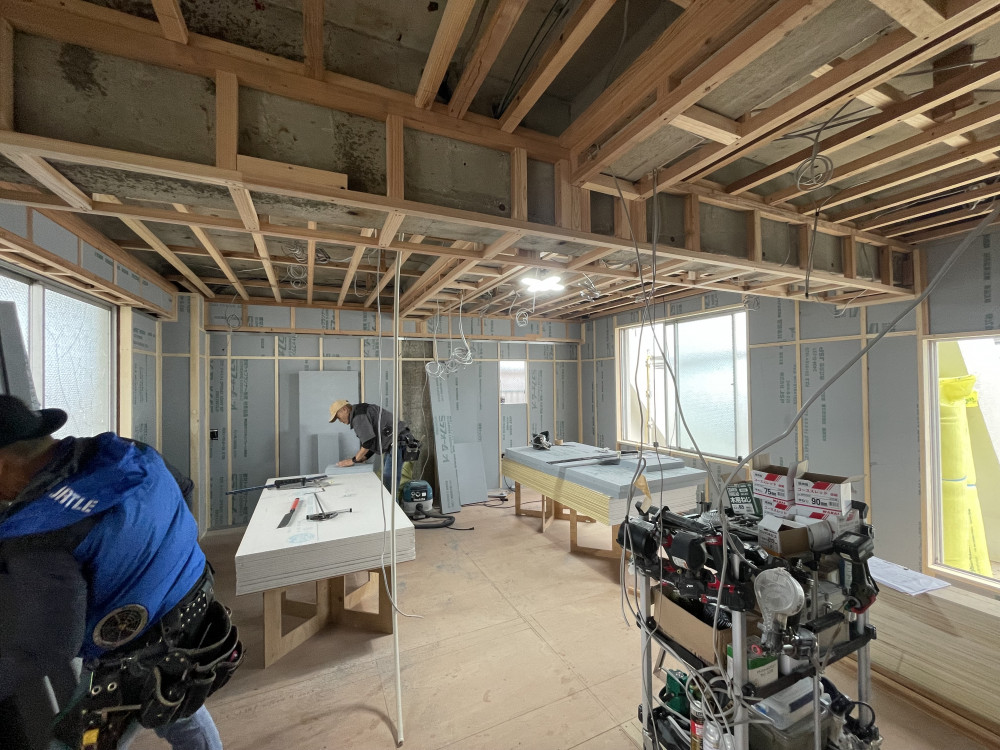 廃墟からの復活～性能向上リノベで賃貸革命を～