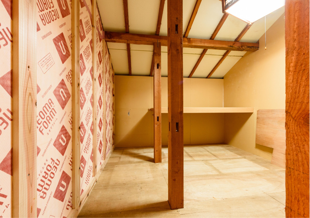 建材流通店が地域工務店４３社とともに挑む！　性能向上リノベの道　 築３９年の家をリノベーションモデルハウスに