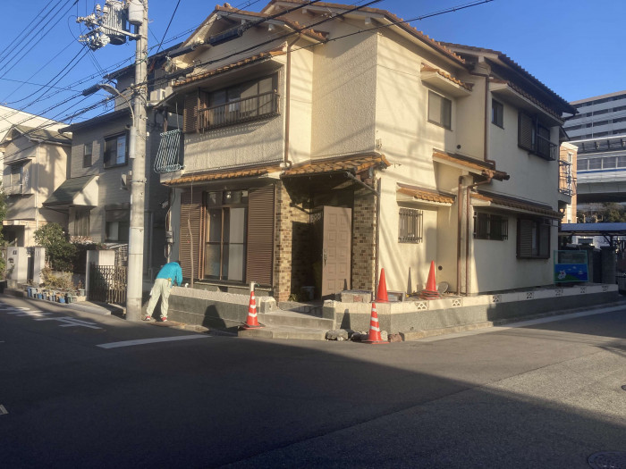 神戸の改修-制作と生活が並列する家-